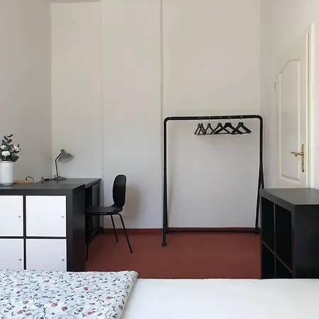 Attraktive, Helle Erdgeschosswohnung Nahe Uni Lägenhet