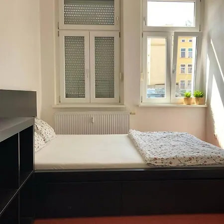Attraktive, Helle Erdgeschosswohnung Nahe Uni *