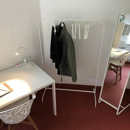 Attraktive, Helle Erdgeschosswohnung Nahe Uni *
